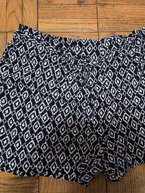 Falls Creek Black and White Patterned Skirt